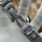 Steel bracelet clasp for the STEELDIVE SD1977T engraved with the SteelDive emblem