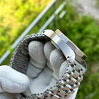 Side view of the STEELDIVE SD2211 tank bracelet and extensible clasp