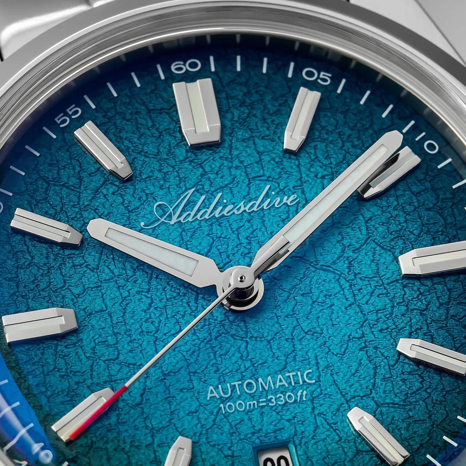 ADDIESDIVE AD2531 Gradient Dial Men’s Automatic Watch, shown on wrist
