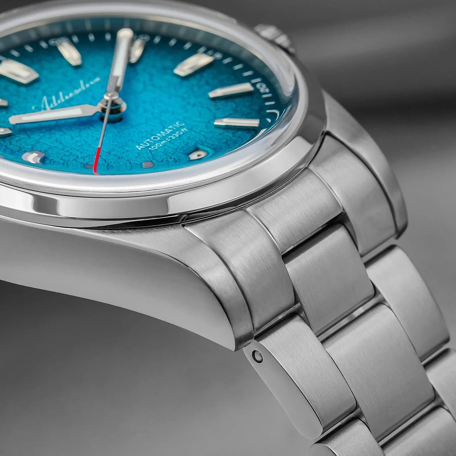 ADDIESDIVE AD2531 Gradient Dial Men’s Automatic Watch, clasp detail
