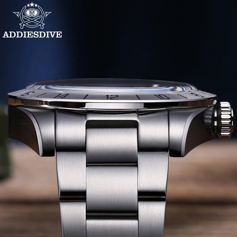 ADDIESDIVE AD2035 39MM Deepseahunter GMT quartz side profile showing silver GMT bezel, polished case and steel bracelet