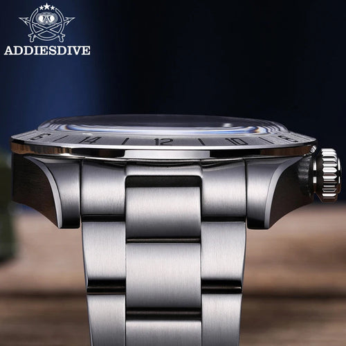 ADDIESDIVE AD2035 39MM Deepseahunter GMT quartz side profile showing silver GMT bezel, polished case and steel bracelet