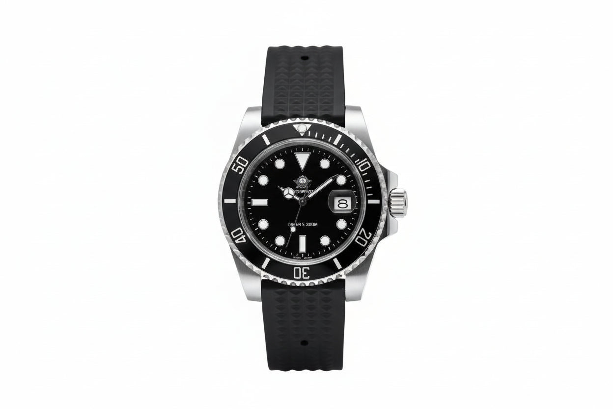 ADDIESDIVE MY-H3-2QZ with black leather dial, detail view