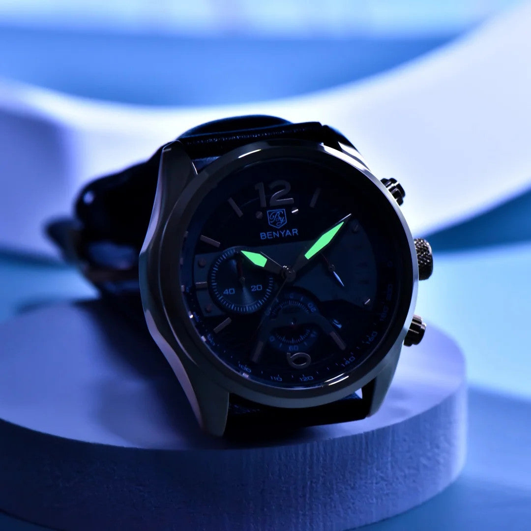 BENYAR BY-5171 Men's Quartz Sports Chronograph Watch - Leather, clasp detail