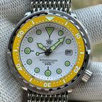 Front view of the STEELDIVE SD1975N white dial with yellow bezel on a steel mesh bracelet