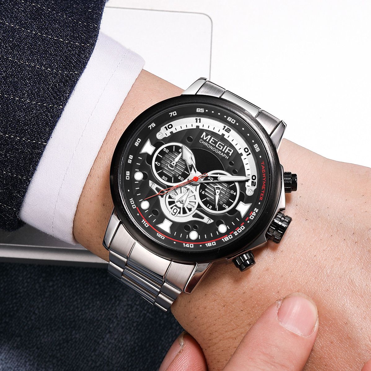 MEGIR 2223 men's chronograph watch on the wrist, silver case with black dial and steel bracelet