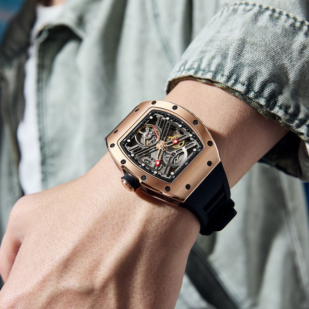 MEGIR 9190-13 skeleton automatic watch on the wrist, rose-gold case and black silicone strap