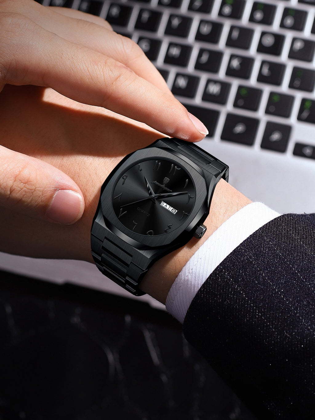 Poedagar 830 watch