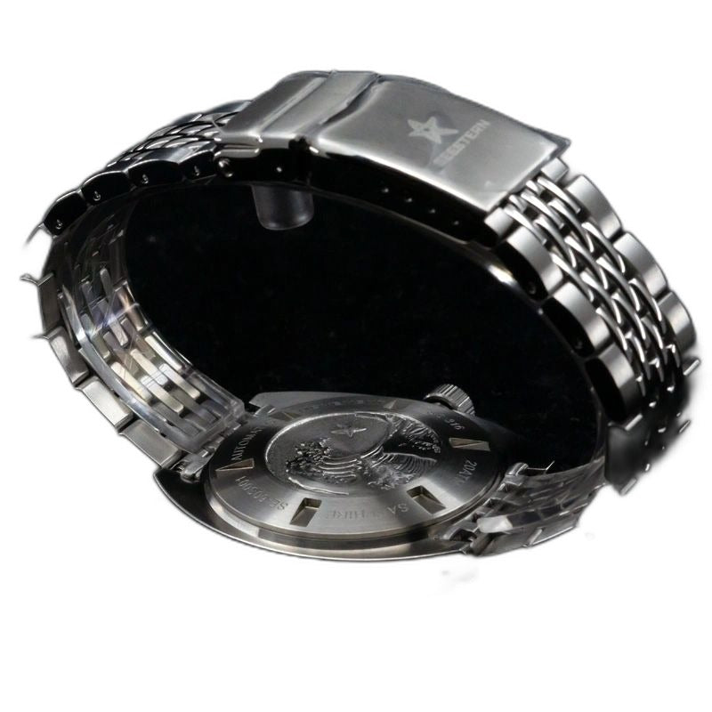 Seestern S406 caseback with Great Wave and star engraving, shown with the curved steel bracelet