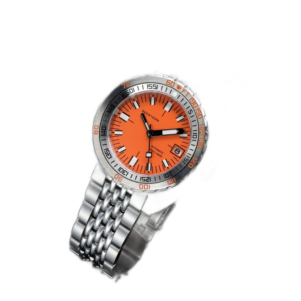 Seestern S406 automatic diver, orange dial, steel beads-of-rice bracelet, three-quarter view