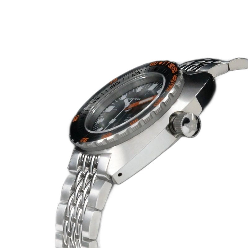 Seestern S406 side profile view of the case, signed crown and stainless steel bracelet