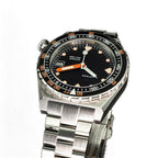 Seestern S407 automatic ceramic diver, black dial and steel bracelet, dramatic angled view