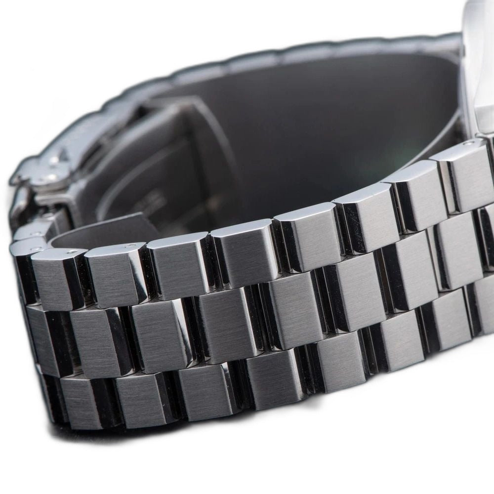 Seestern S407 brushed and polished steel oyster bracelet links, macro detail