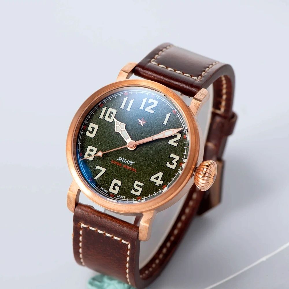 Seestern S408 bronze pilot watch, olive green dial on a brown leather strap (photo belongs to the S408, not the S456)