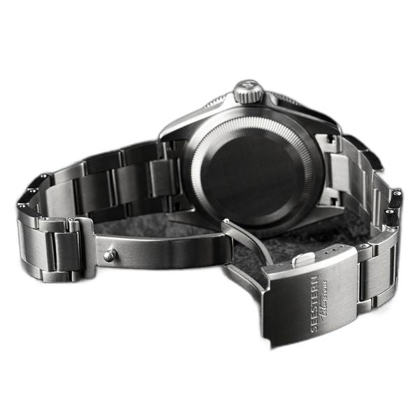 Seestern S430 titanium diver caseback and folding clasp engraved SEESTERN Titanium, rear view
