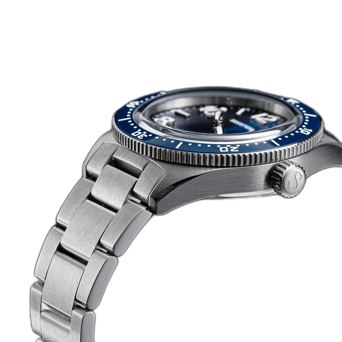 Seestern S434-2 blue-dial skin diver side profile with starfish-engraved screw crown