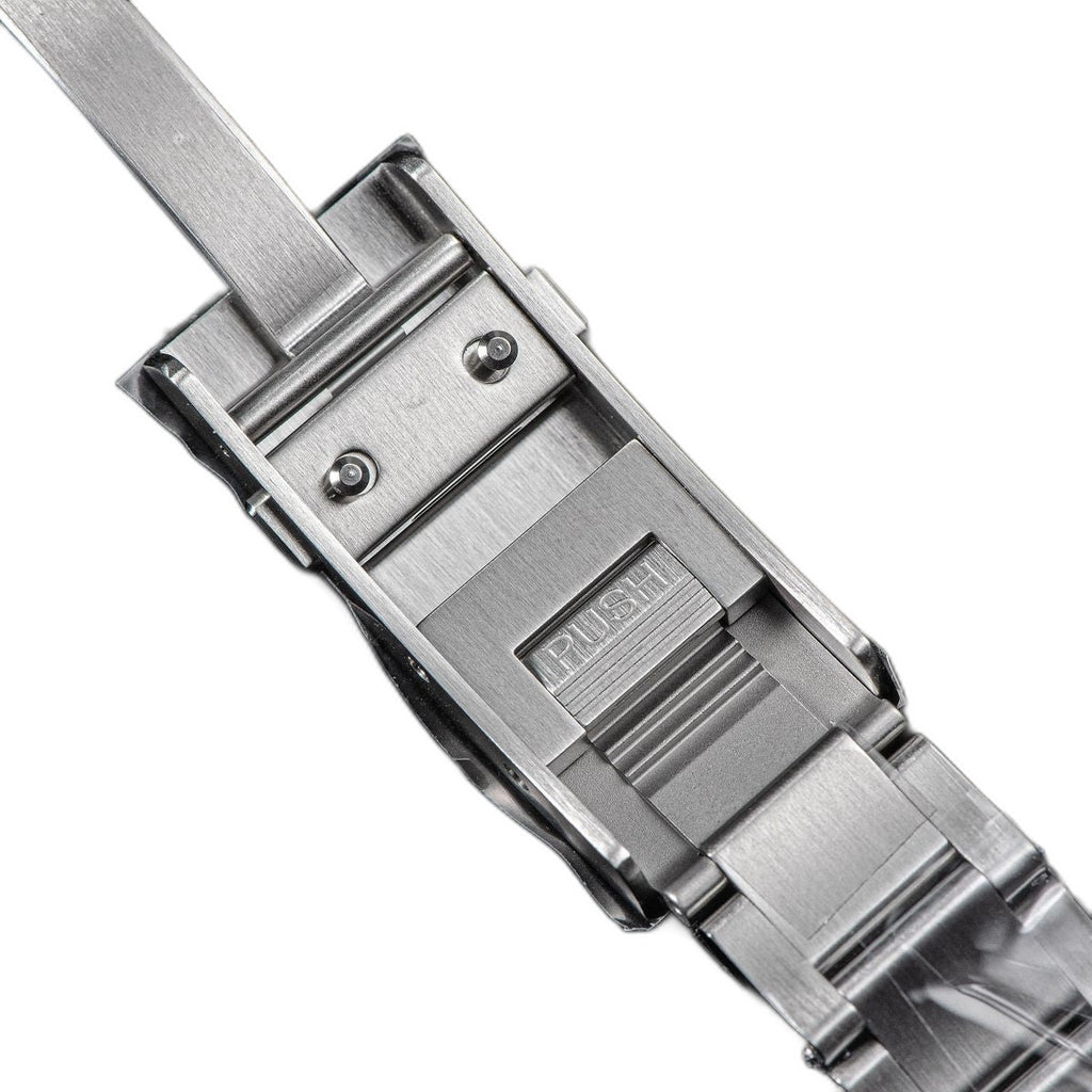 Seestern S434-2 steel bracelet folding clasp with diver extension, macro detail