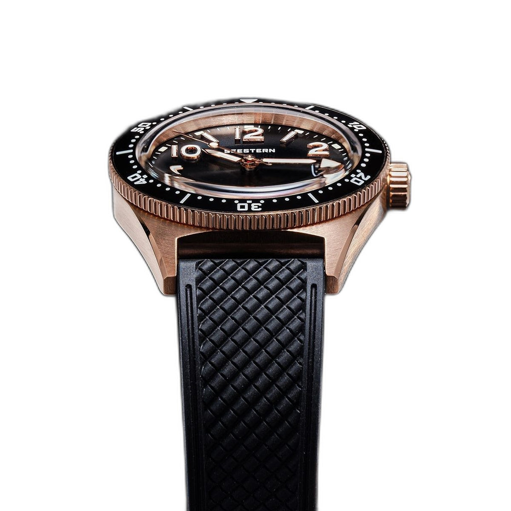 Seestern S434-2 rose-gold skin diver side profile with black bezel and rose-gold screw crown