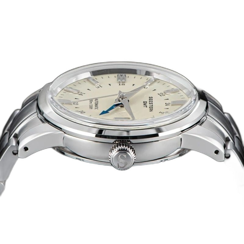 Seestern S446 cream-dial GMT side profile showing polished case flank and steel bracelet