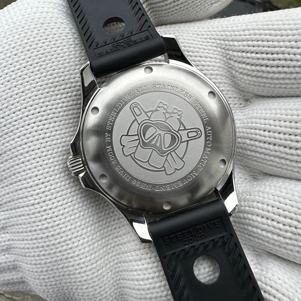 STEELDIVE SD1957 42MM Vintage NH35 Automatic, shown on wrist