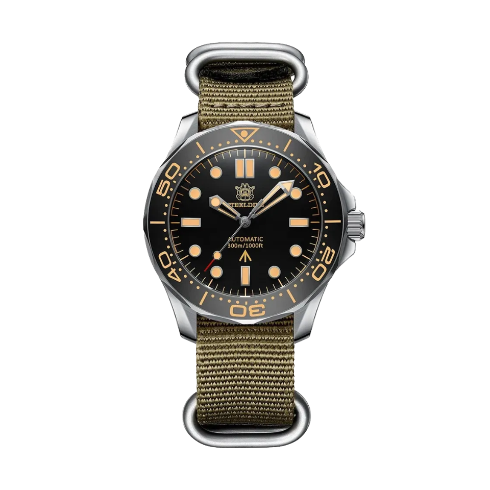 STEELDIVE SD1957 42MM Vintage NH35 Automatic with gold black dial, angled view