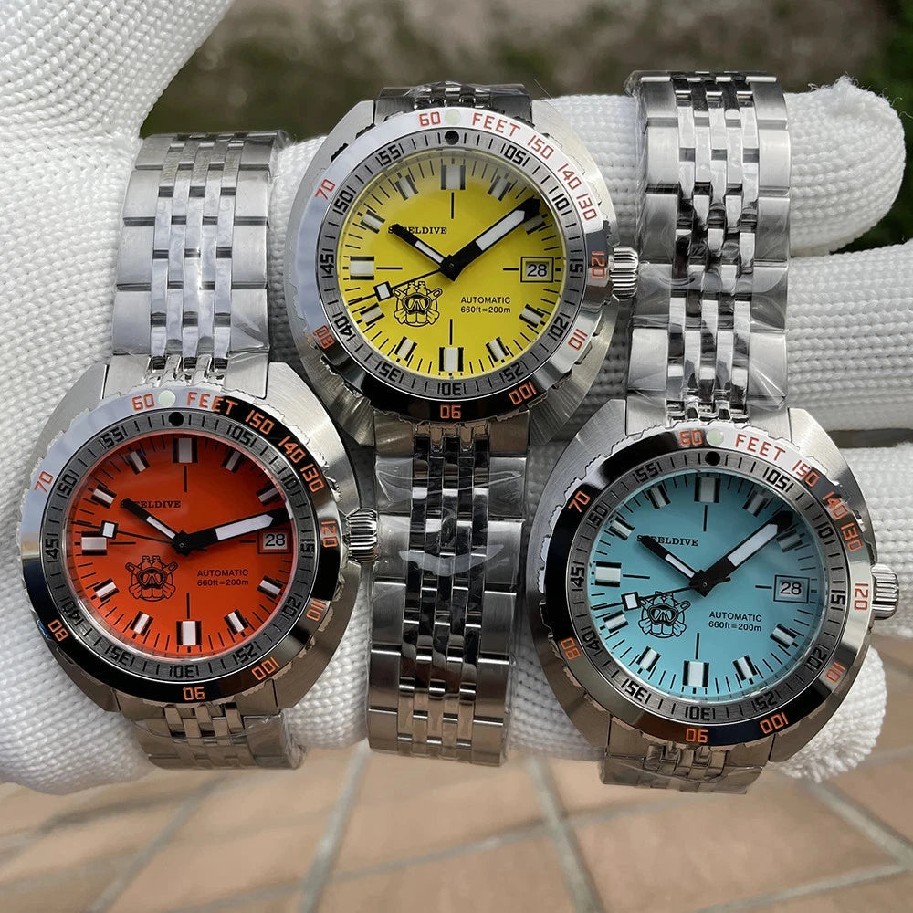STEELDIVE SD1967 Homage Diver 43MM NH35 Automatic, side view