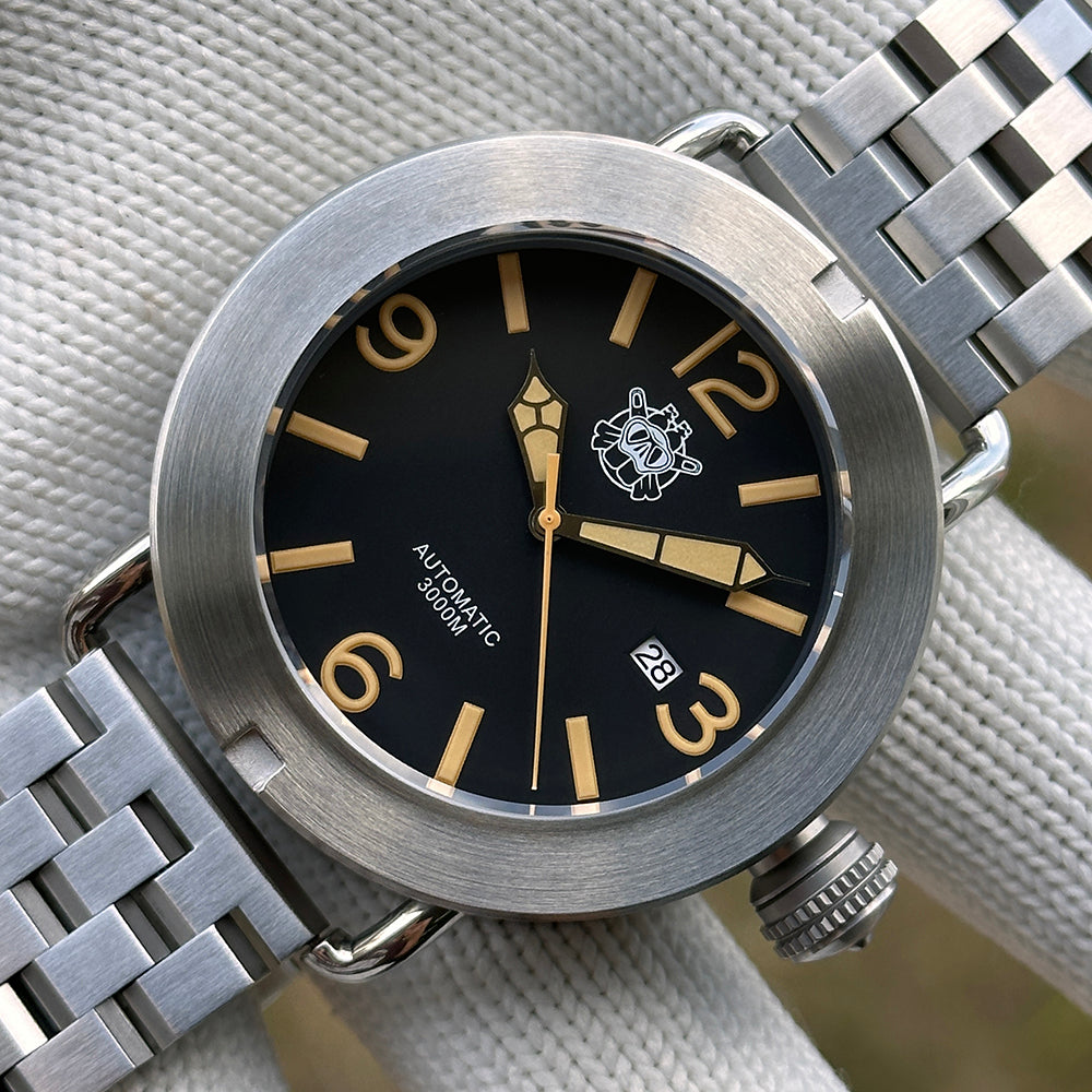 STEELDIVE SD1912 dive watch — variant 12FG-05L stock photo