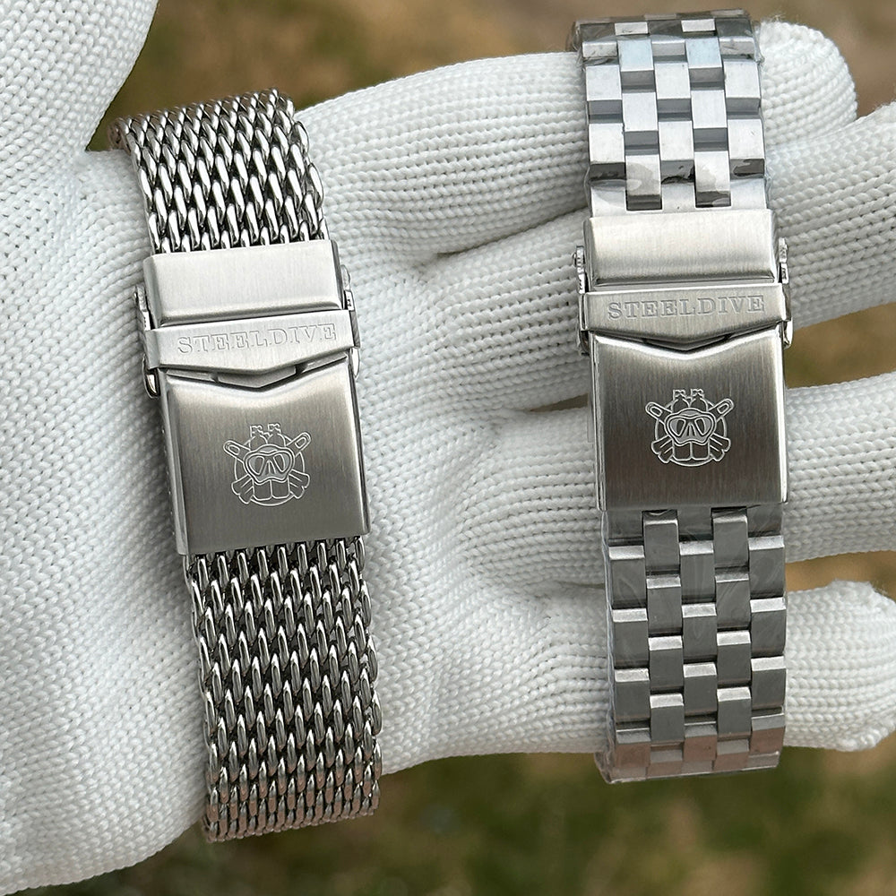 Steeldive SD1912 clasp detail, Steeldive engraved fold-over diver clasps on shark mesh and steel bracelets