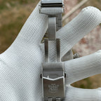 Steeldive SD1912 fold-over diver clasp engraved with Steeldive logo on the stainless steel bracelet
