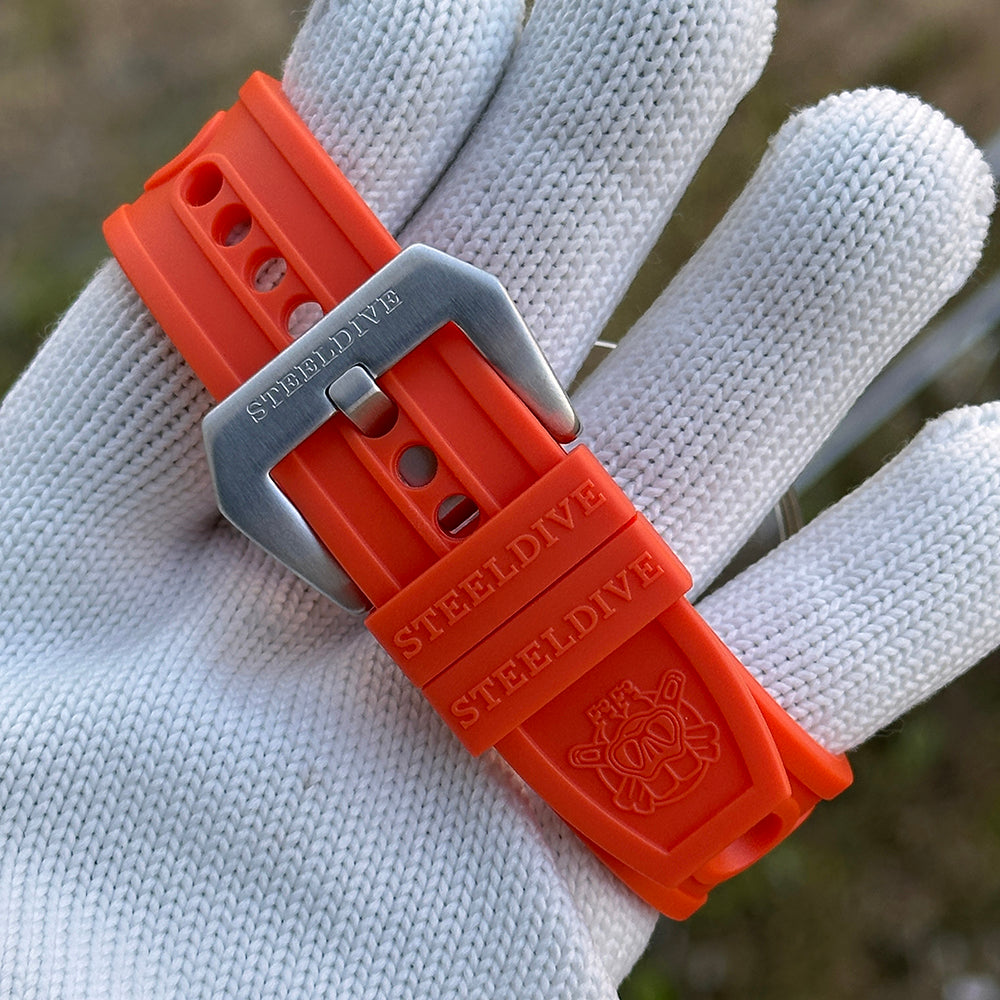 Steeldive SD1912 orange rubber dive strap with brushed steel STEELDIVE signed buckle and embossed keeper