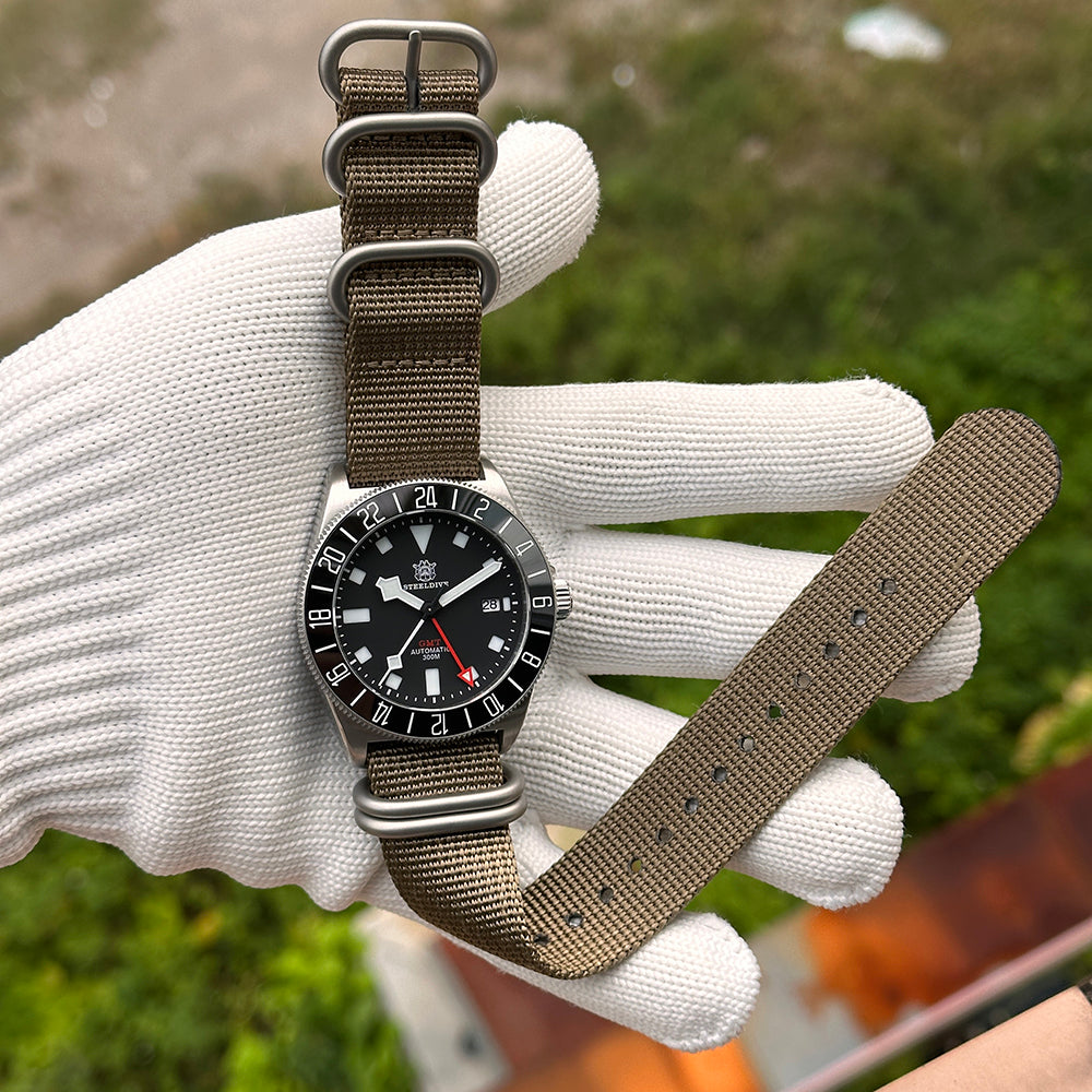 STEELDIVE SD1925GMT dive watch — photo 13