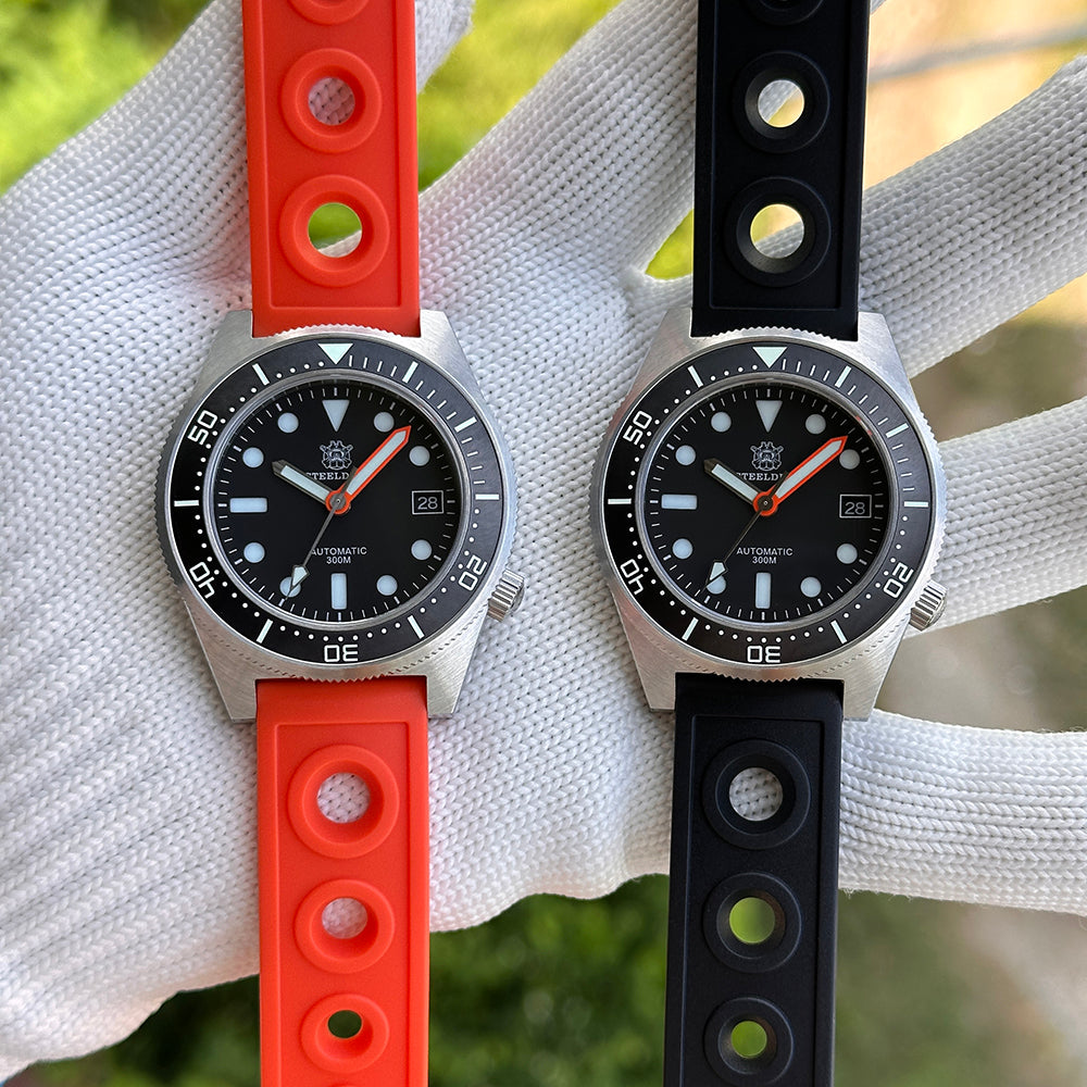 Steeldive SD1929 dive watch color comparison, orange strap and black strap variants side by side
