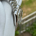 Steeldive SD1933 side view detail of fluted steel bezel and jubilee bracelet links