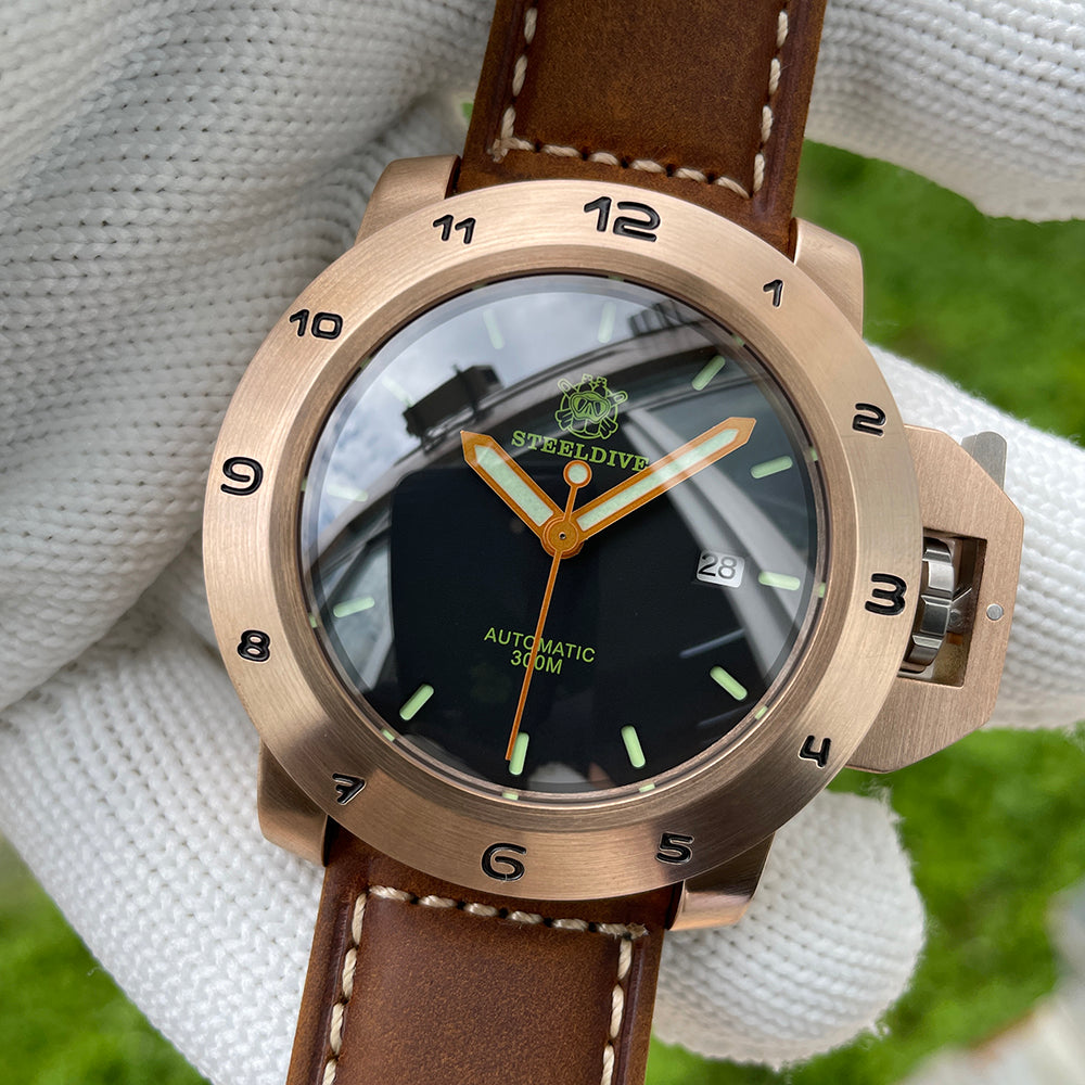 STEELDIVE SD1939S dive watch — variant 39S-ZL stock photo
