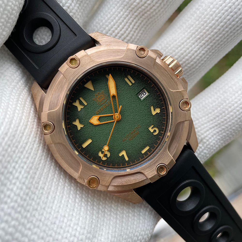 STEELDIVE SD1943S dive watch — variant 43S-HR stock photo