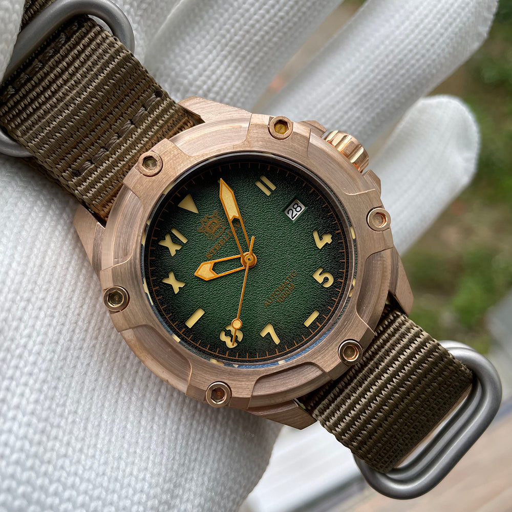 STEELDIVE SD1943S dive watch — variant 43S-KN stock photo