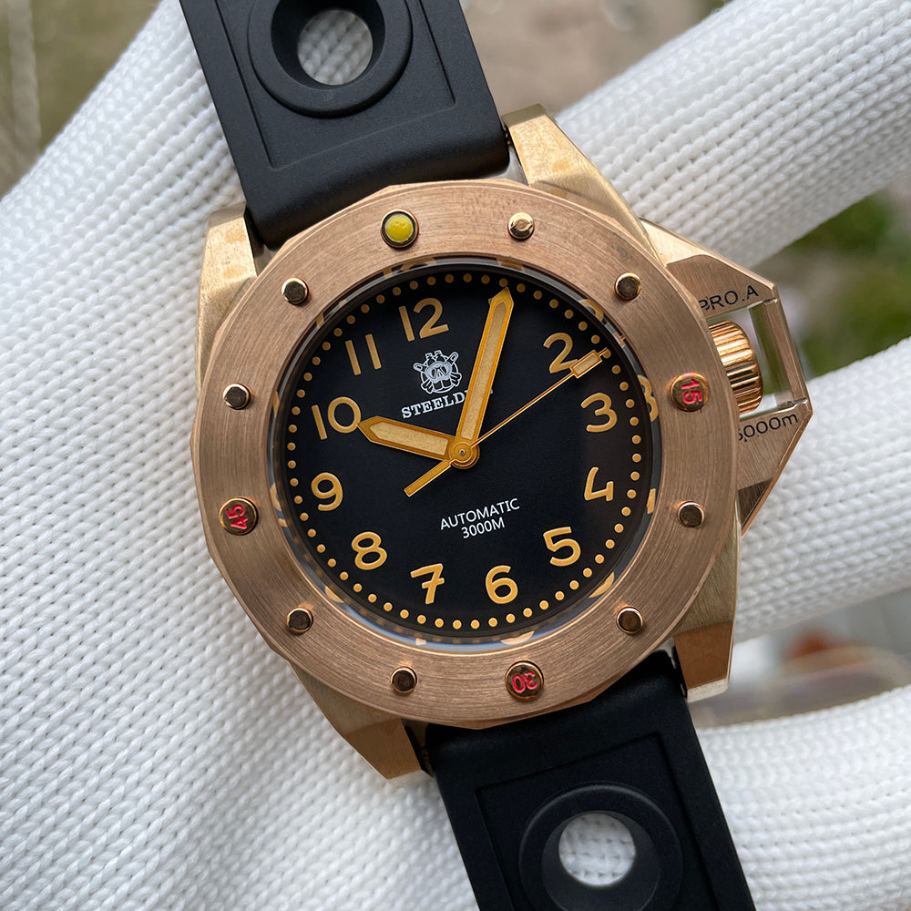 STEELDIVE SD1945S dive watch — variant 45S-HR stock photo