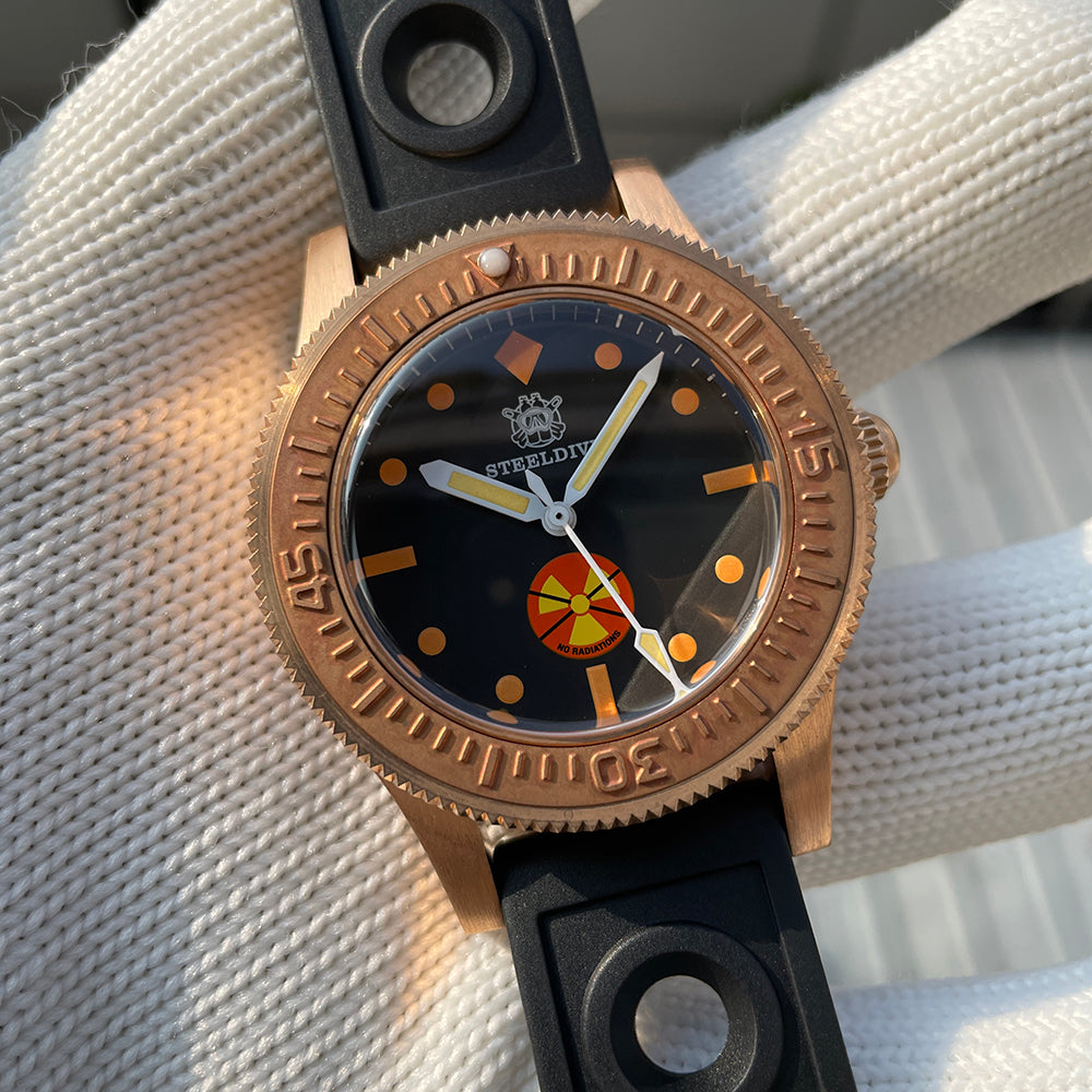 STEELDIVE SD1952VS dive watch — variant 52VS-T-HR-TK stock photo