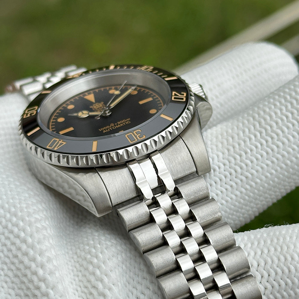 STEELDIVE SD1954V dive watch — photo 9