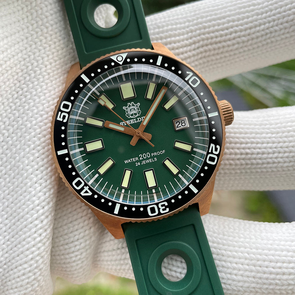 STEELDIVE SD1962S dive watch — variant 62S-NC-GR stock photo