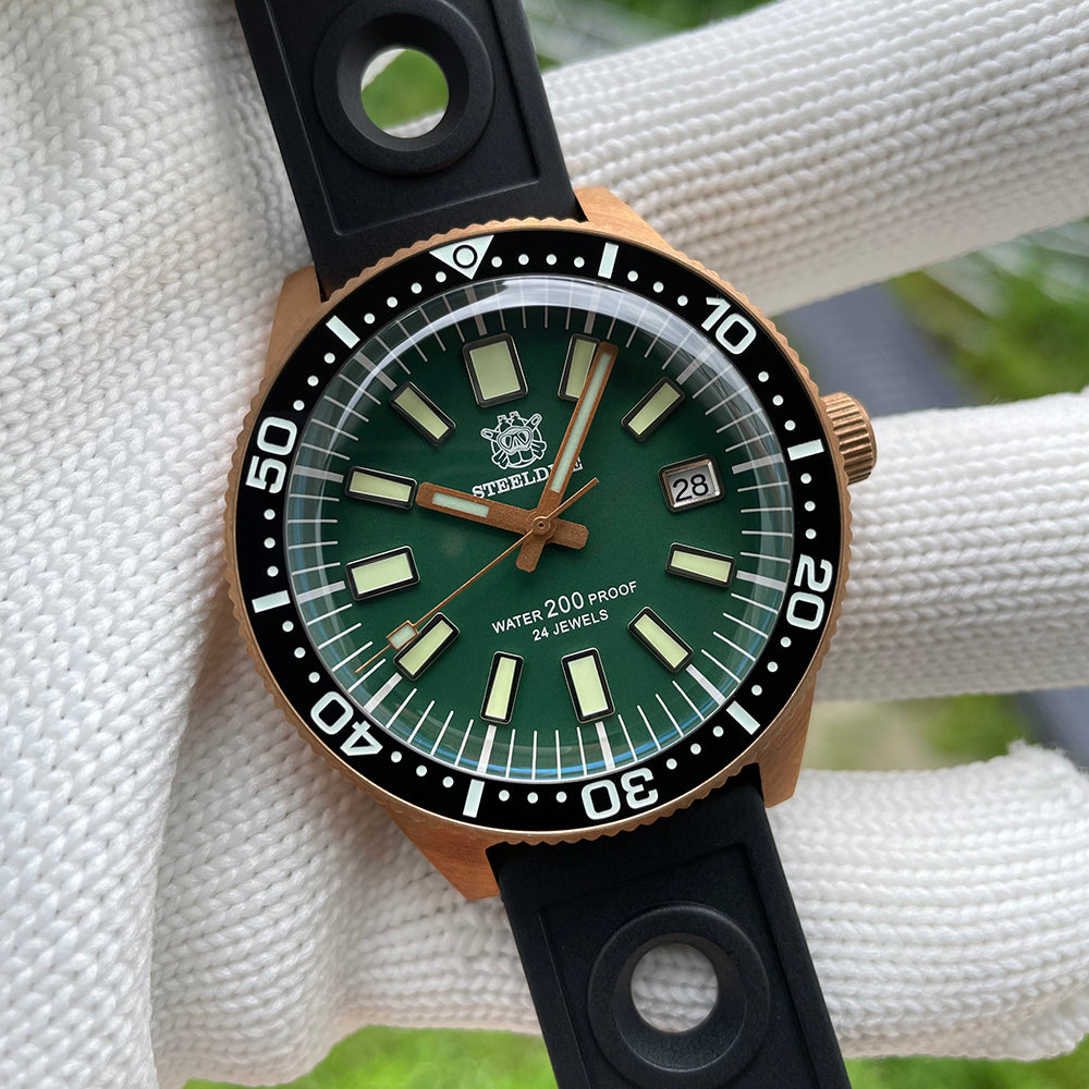 STEELDIVE SD1962S dive watch — variant 62S-NC-HR stock photo