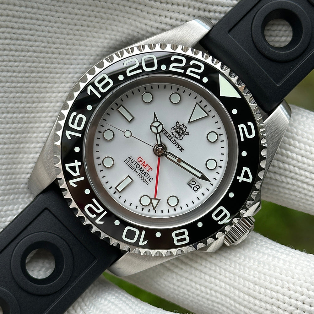 STEELDIVE SD1964GMT dive watch — variant 64GMT-BH-HR stock photo