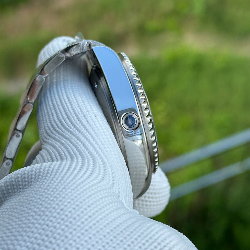 Steeldive SD1964GMT side profile highlighting domed sapphire crystal and coin-edge bezel