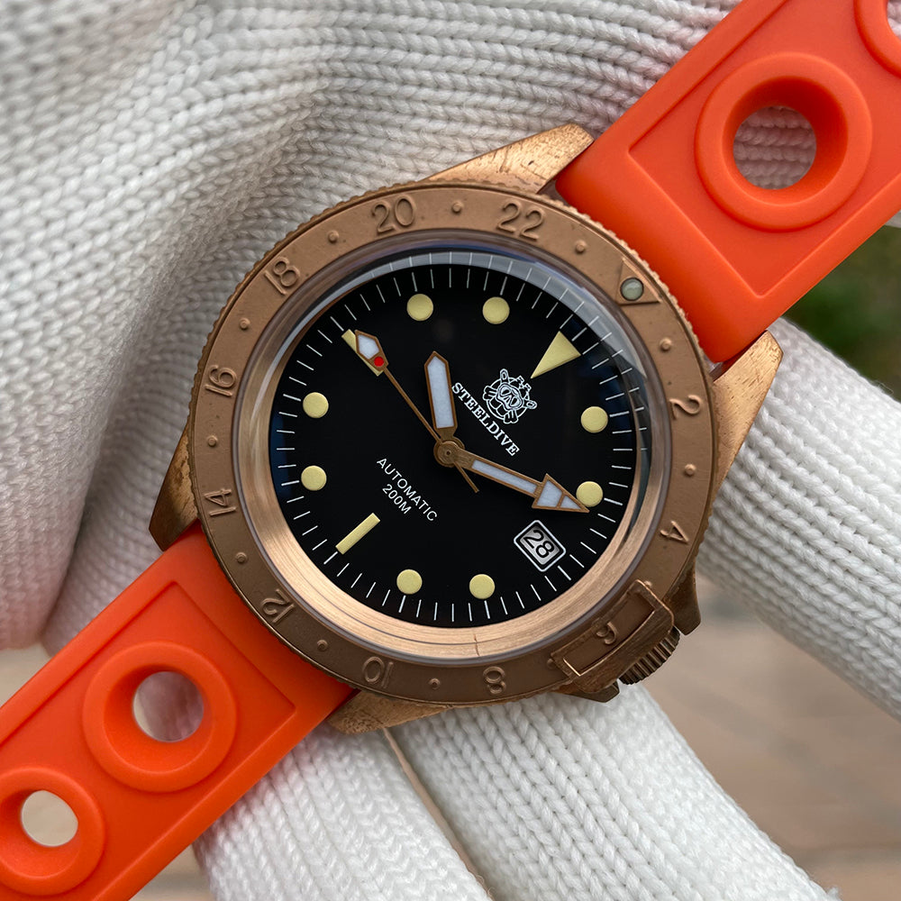 STEELDIVE SD1966S dive watch — variant 66S-L-OR stock photo