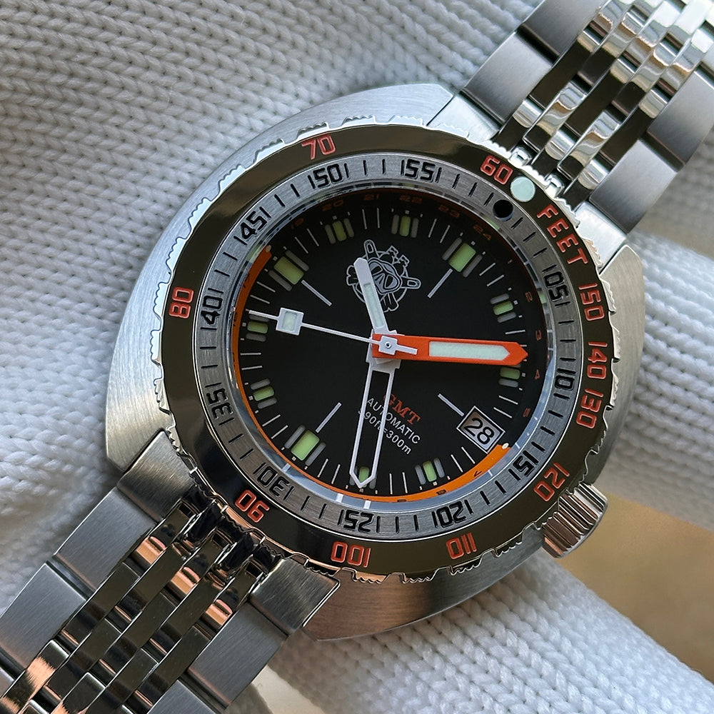 STEELDIVE SD1967GMT dive watch — variant 67GMT-HH-SS stock photo