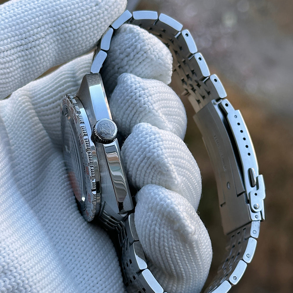STEELDIVE SD1967GMT dive watch — photo 4
