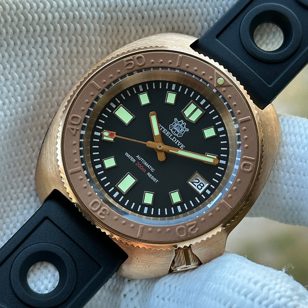 STEELDIVE SD1970S dive watch — variant 70S-T-HR-TK stock photo