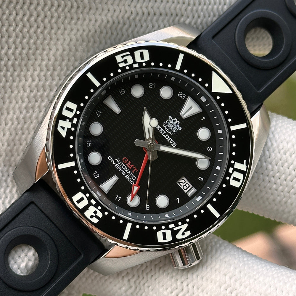 STEELDIVE SD1971GMT dive watch — variant 71GMT-HS-HH-HR stock photo