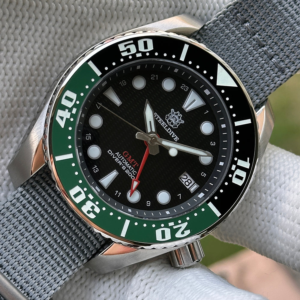 STEELDIVE SD1971GMT dive watch — variant 71GMT-HS-HN-HSN stock photo