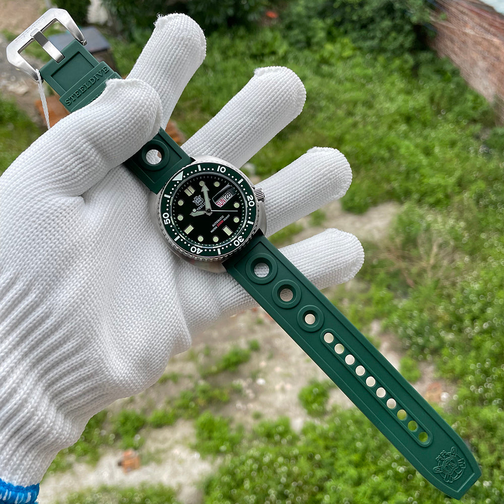 STEELDIVE SD1972 dive watch — photo 18